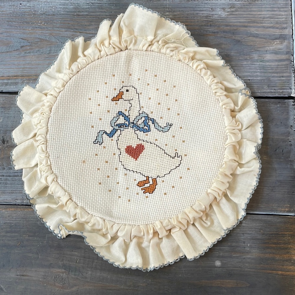 90’s Goose Needlepoint Embroidery Cross Stitch Wall Decor